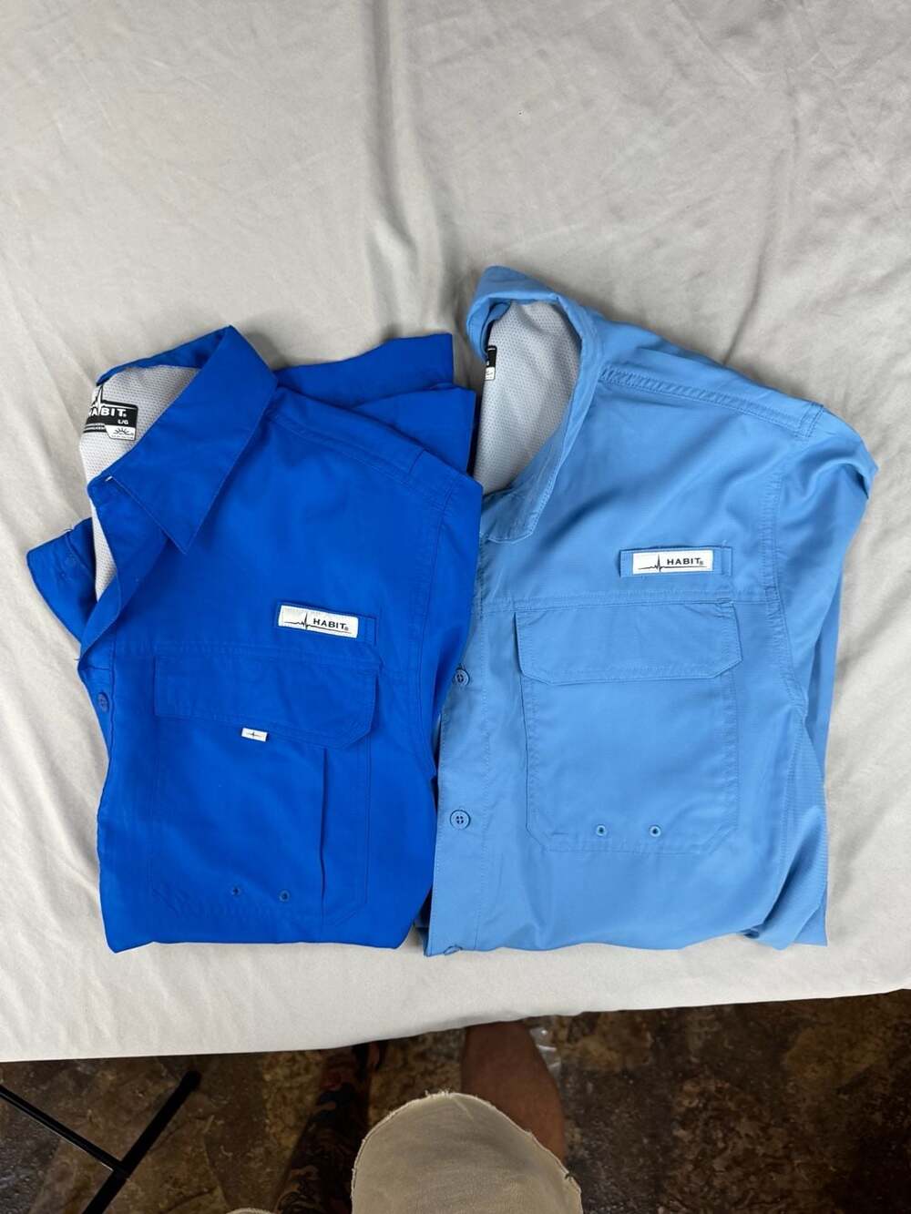 Habit Button Up Shirt Size L Blue Fishing Outdoor Performance Short Sleeve